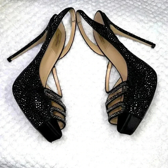 Valentino SZ 7.5 Black Crystal embellished slingback heels - Picture 5 of 7